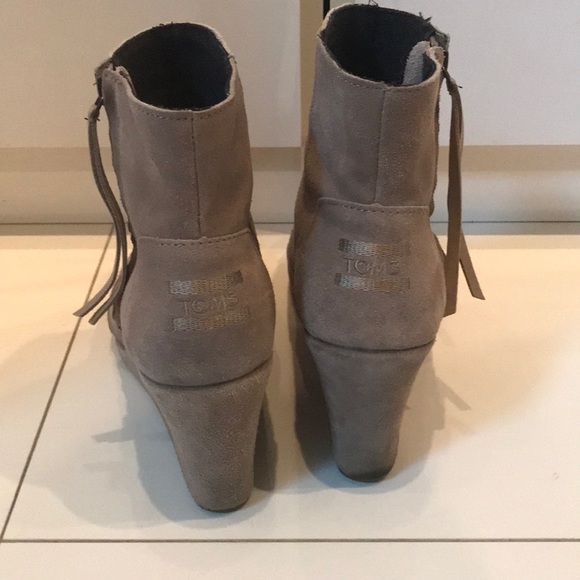 TOMS Booties - Picture 3 of 4